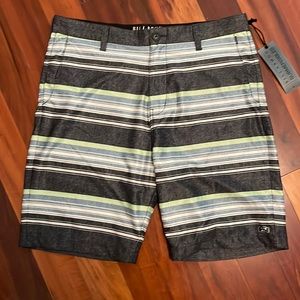 Billabong Platinum Stretch Board Shorts, Black Blue and Green w/pockets, Size 33